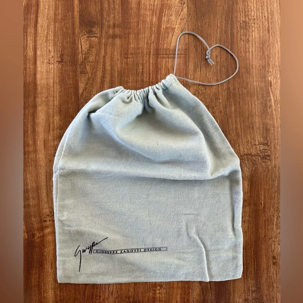 Authentic Giuseppe Zanotti dust bag